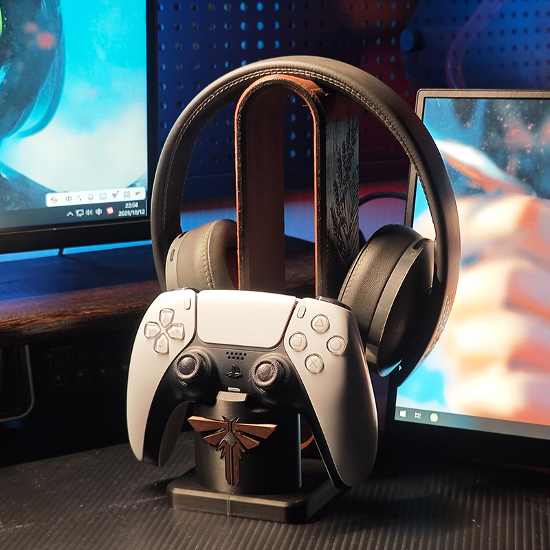 Gaming Accessories Stand - Handle Earphone Stand Zelda Anime Theme