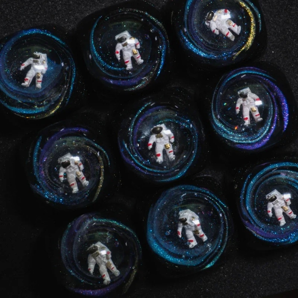 Artisan Keycap Astronaut Resin - đánh giá và giá Gaming Accessories To Gift